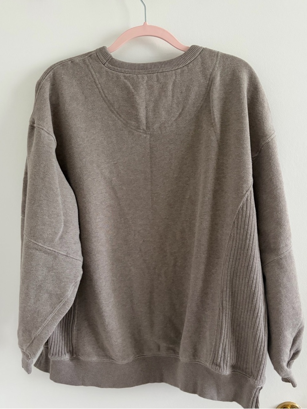 Aerie Très Chic Sweatshirt in Taupe - Picture 3 of 4